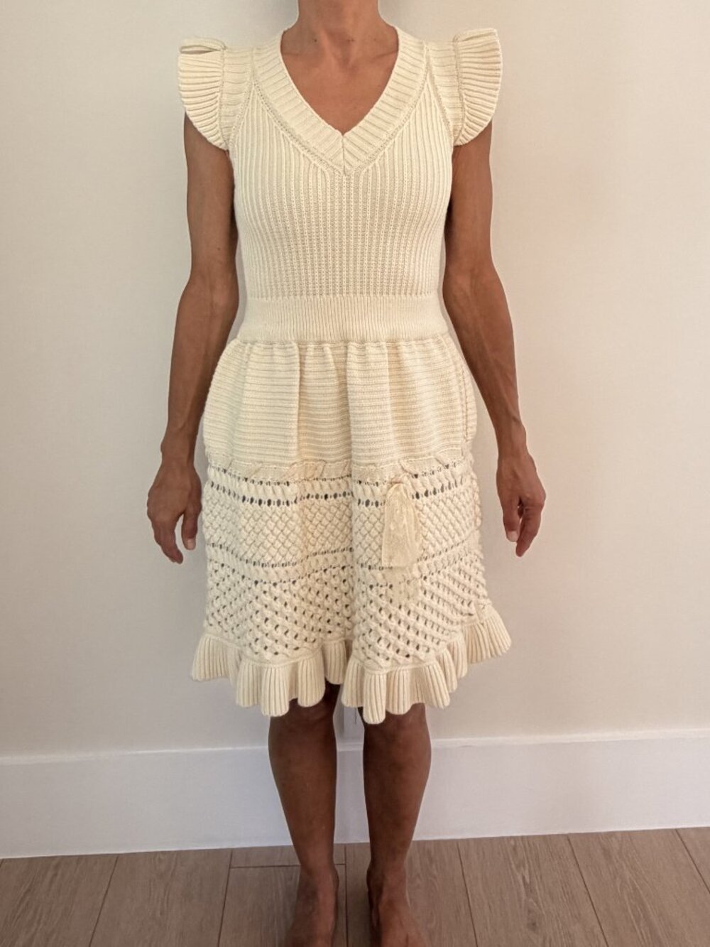 RED Valentino 2012 Cream Knit Ruffle Sleeve Dress Size 0